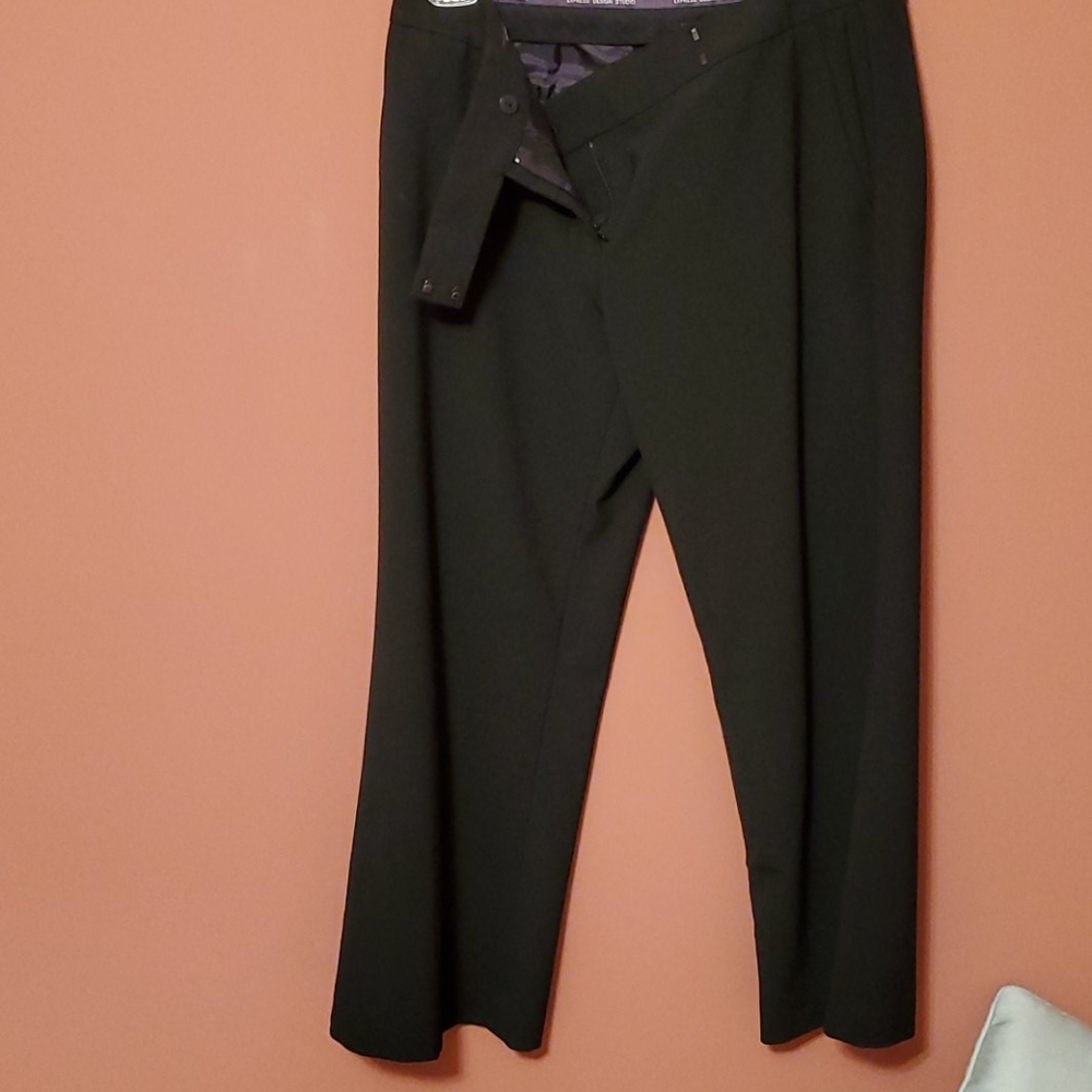 Black Capri Slacks